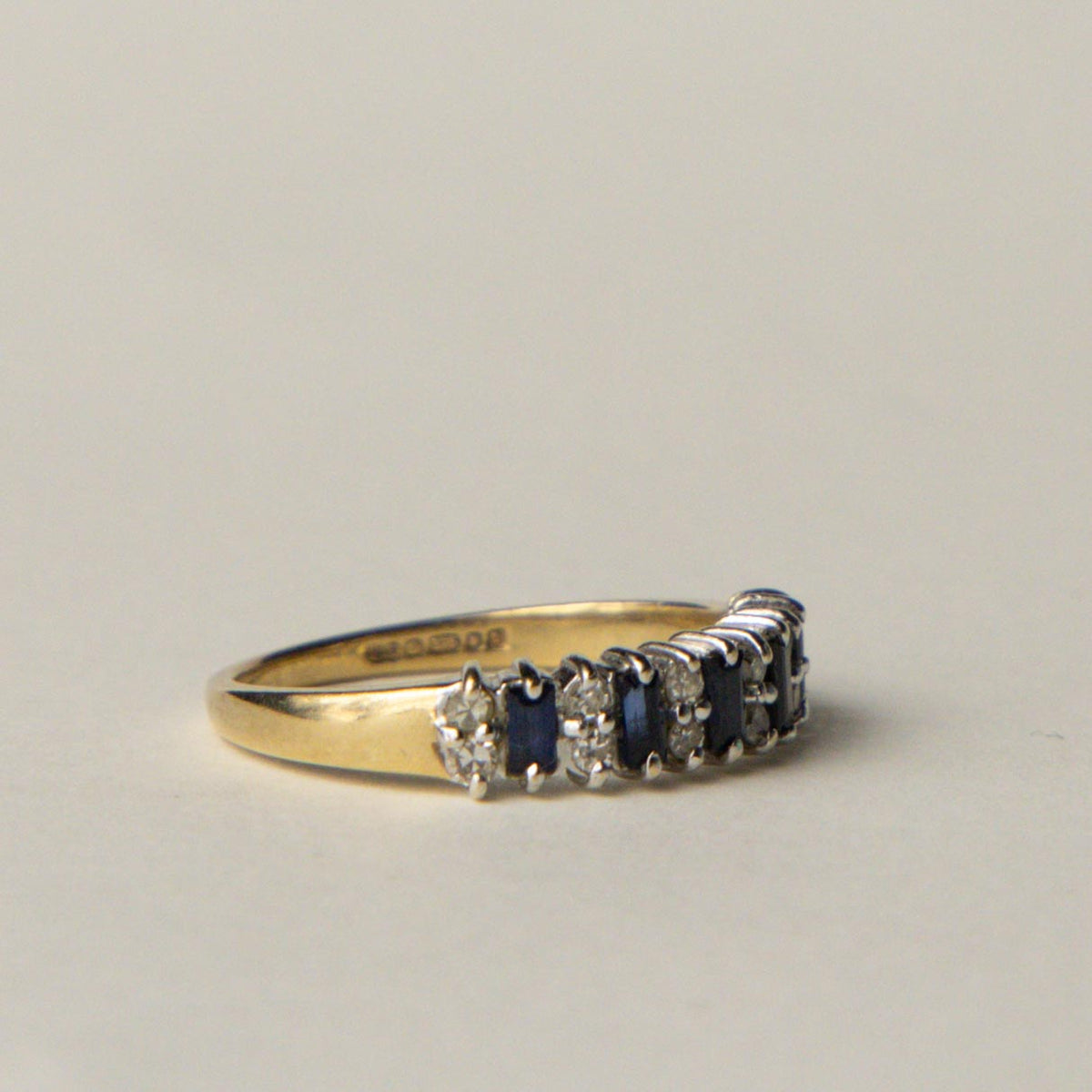 9ct sapphire & diamond row ring