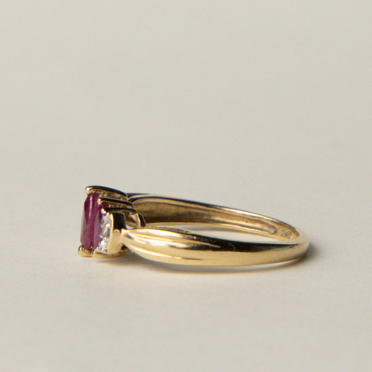 9ct ruby & diamond trilogy ring