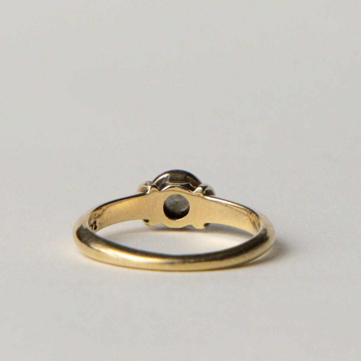 9ct diamond solitaire set ring