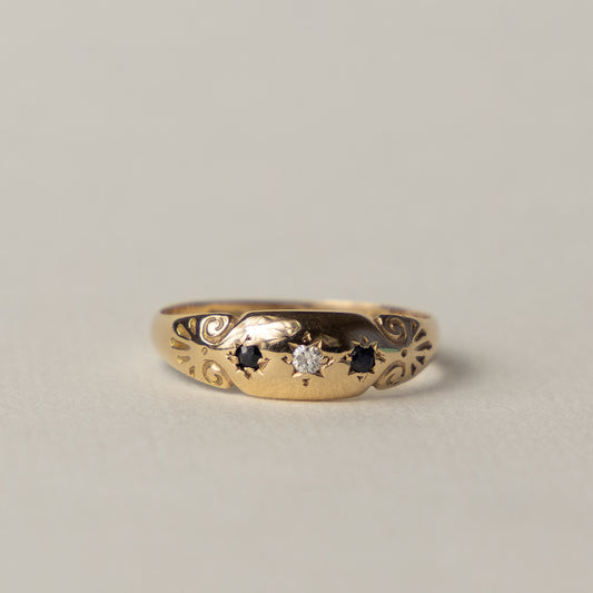 antique 9 carat gold sapphire diamond ring