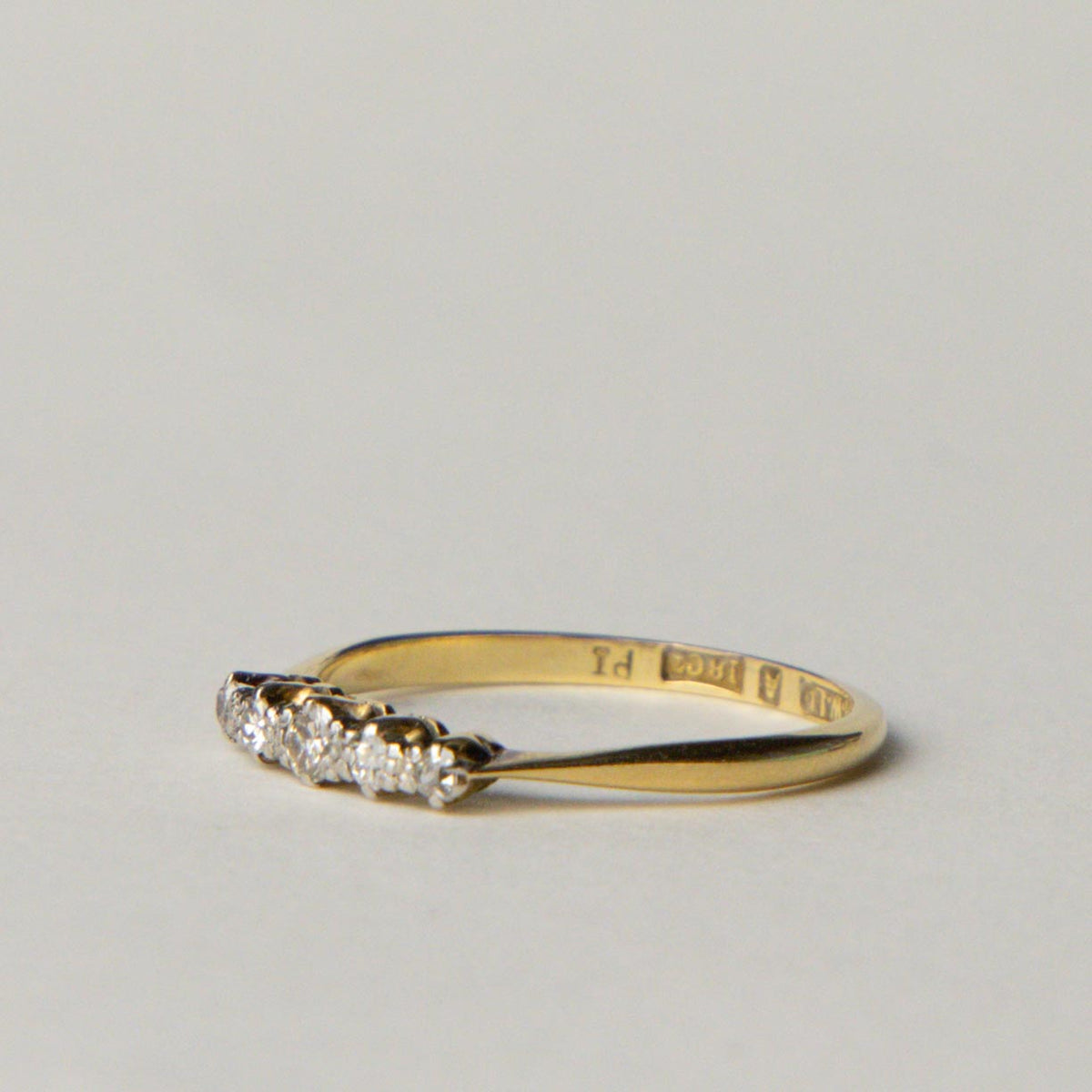 antique Art Deco 18ct gold old cut diamond row ring