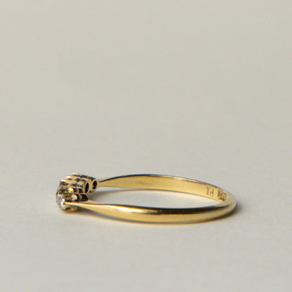 antique Art Deco 18ct gold old cut diamond row ring