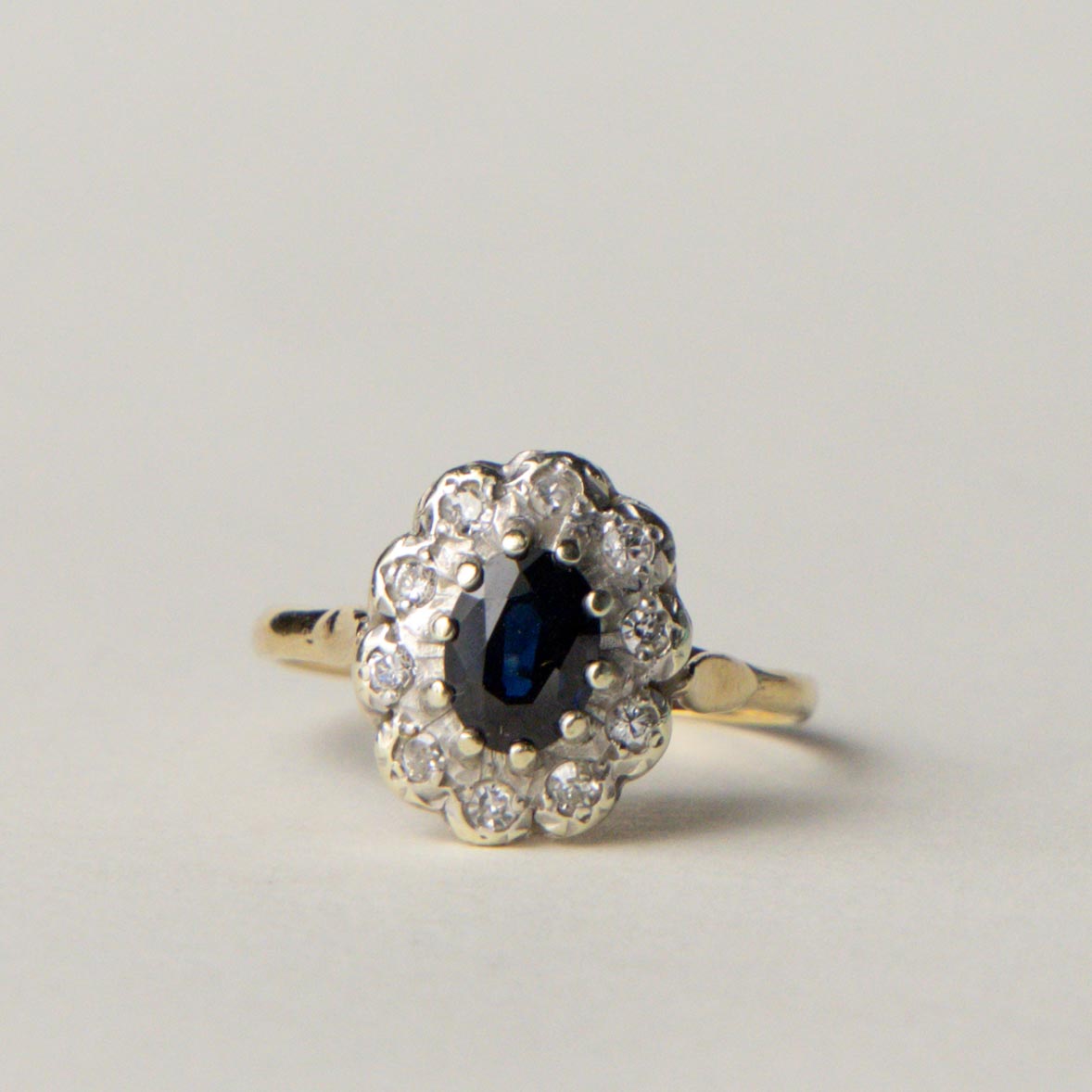 9ct Diana sapphire & diamond halo ring