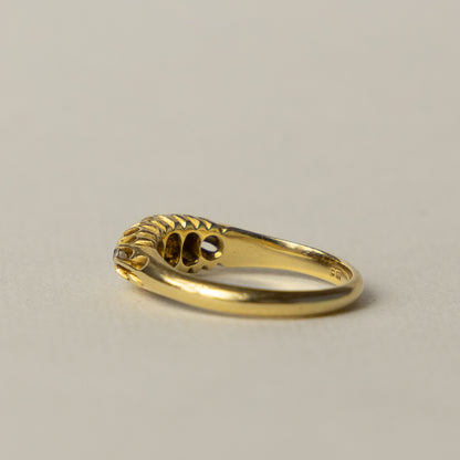 antique 18 carat Edwardian diamond boat ring