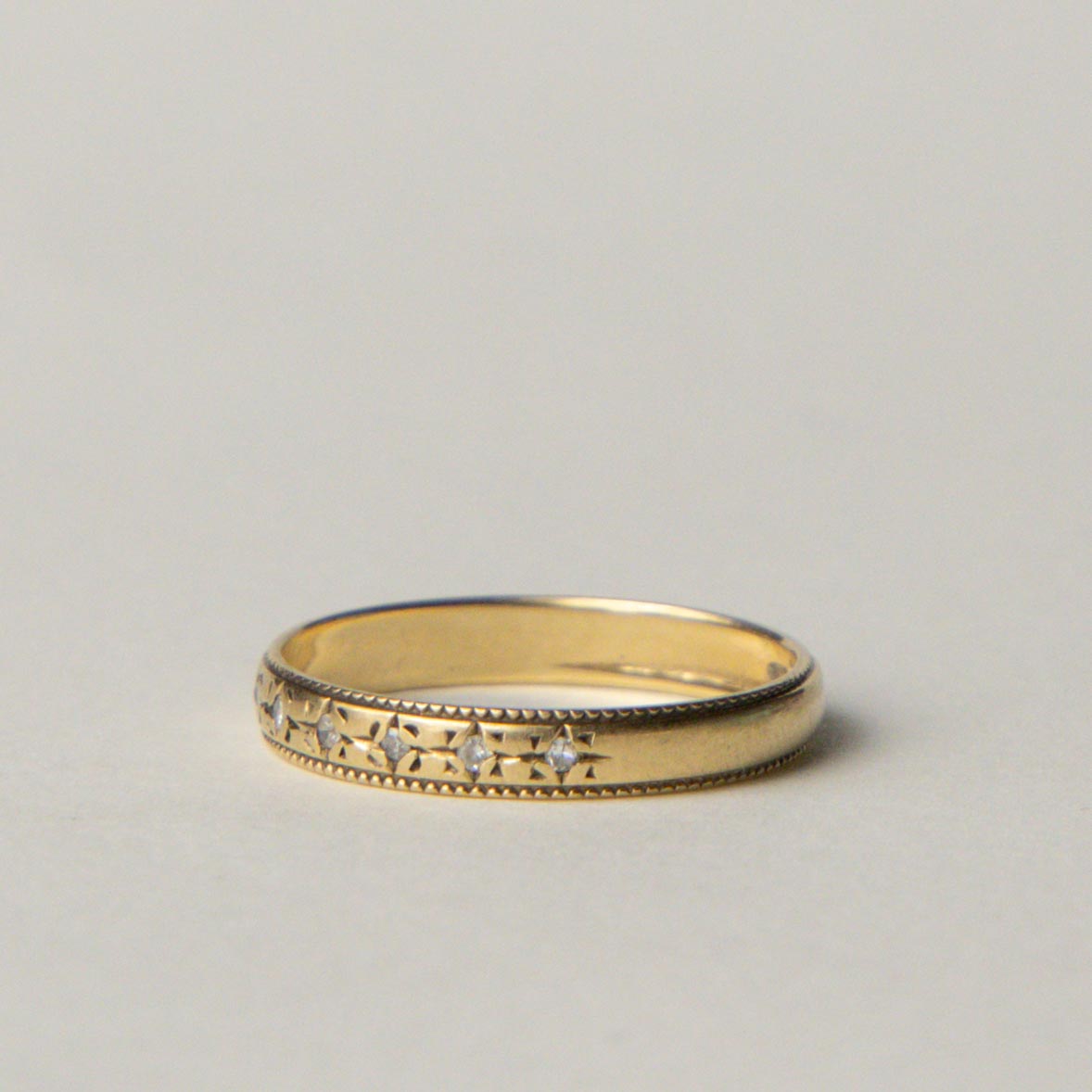 9ct starburst diamond row ring