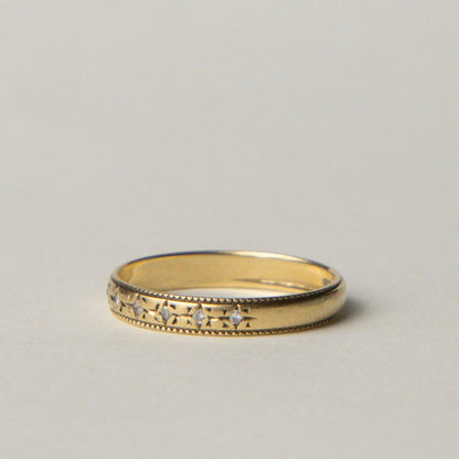 9ct starburst diamond row ring