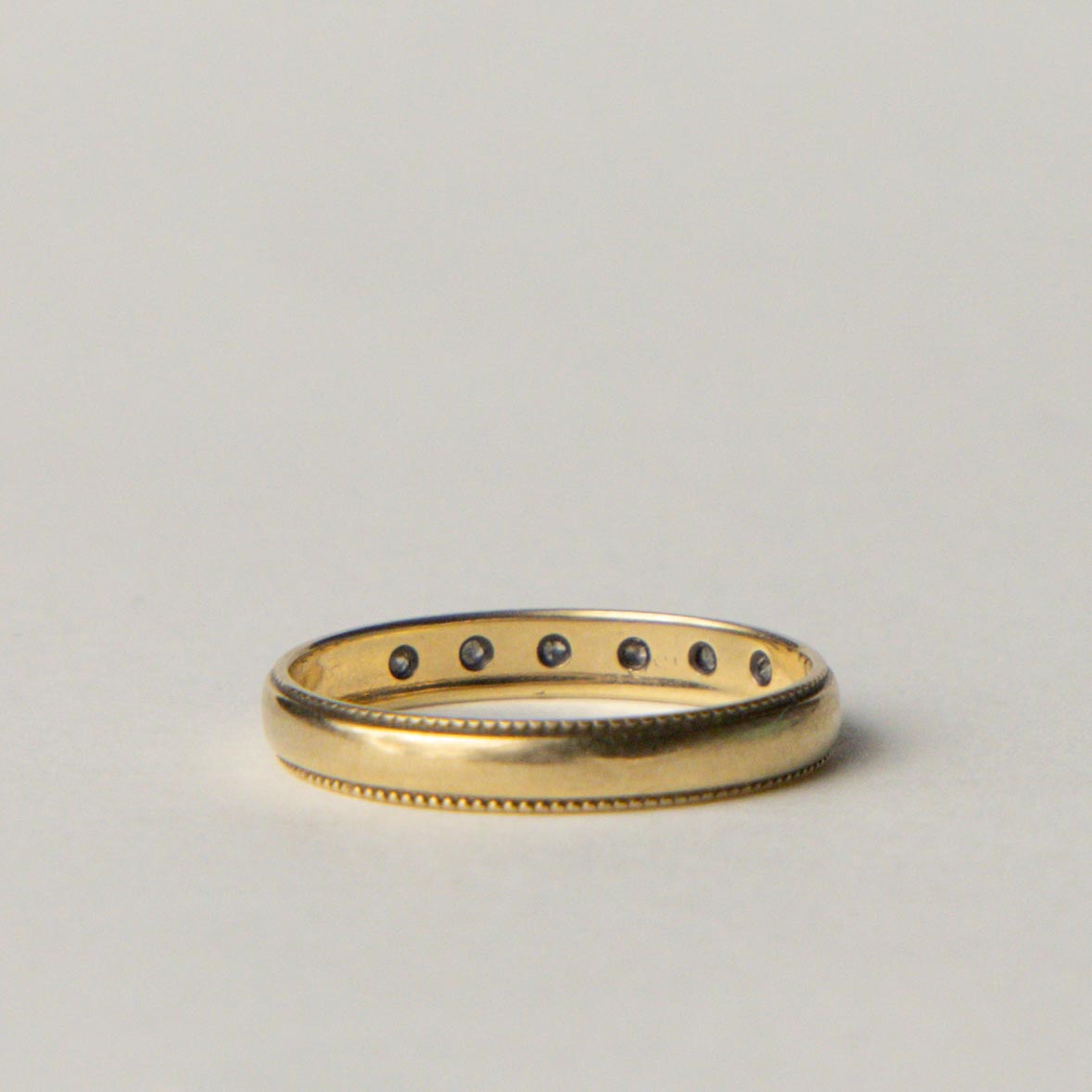 9ct starburst diamond row ring