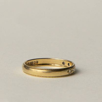 9ct starburst diamond row ring