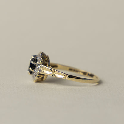 9 carat sapphire diamond halo ring