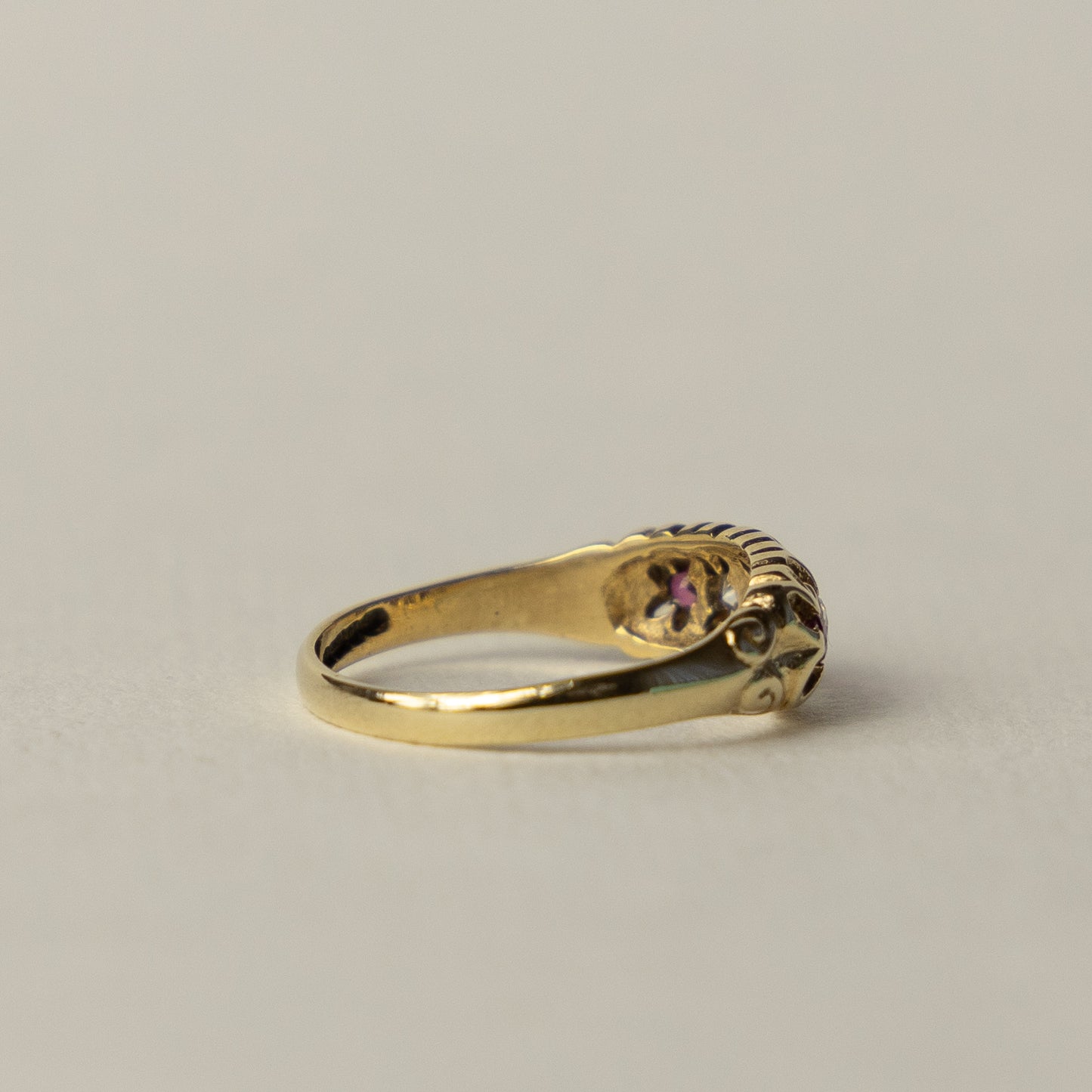 9 carat ruby diamond boat ring