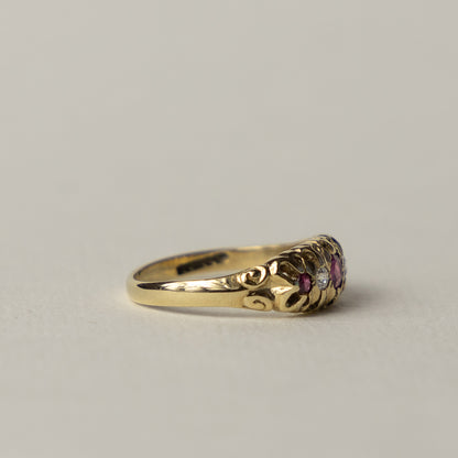 9 carat ruby diamond boat ring
