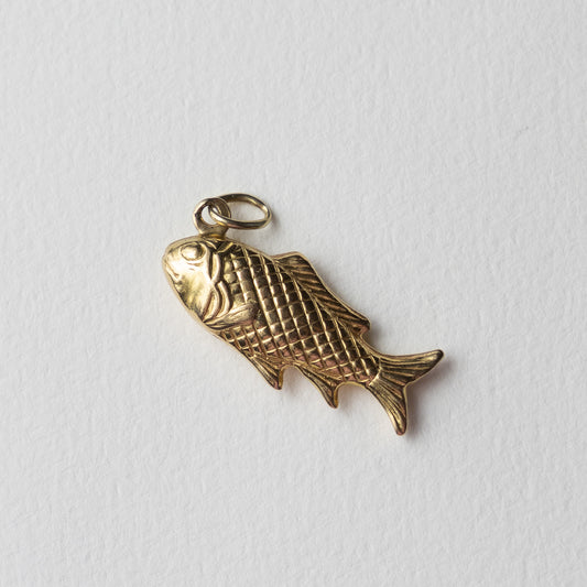 14 carat gold fish pendant