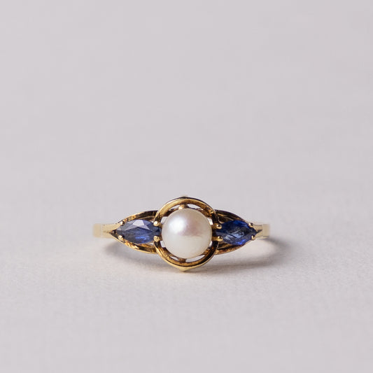 18 carat pearl sapphire ring