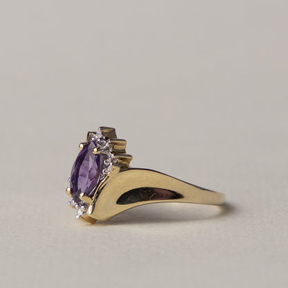 9 carat amethist diamond ring