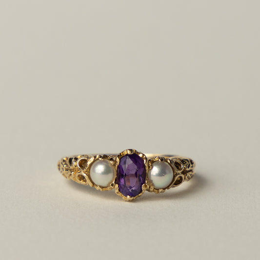 9 carat amethist pearl ring