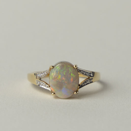 9ct opal diamond ring