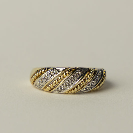 9 carat diamond rope twist band ring
