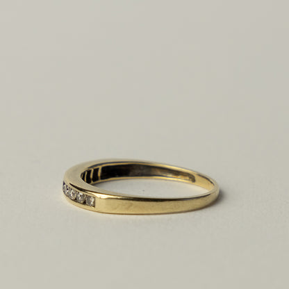 9 carat diamond band ring