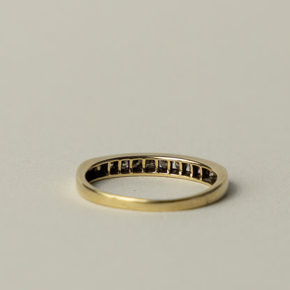 9 carat diamond band ring