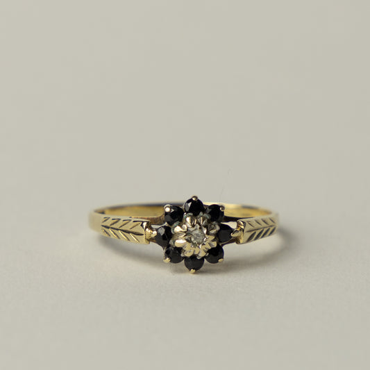 9 carat flower cluster ring