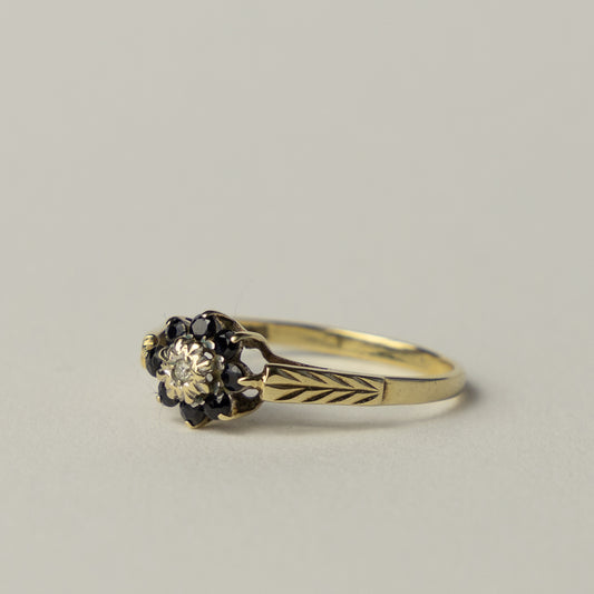 9 carat flower cluster ring