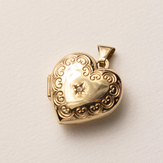 9ct diamond heart locket medaillon