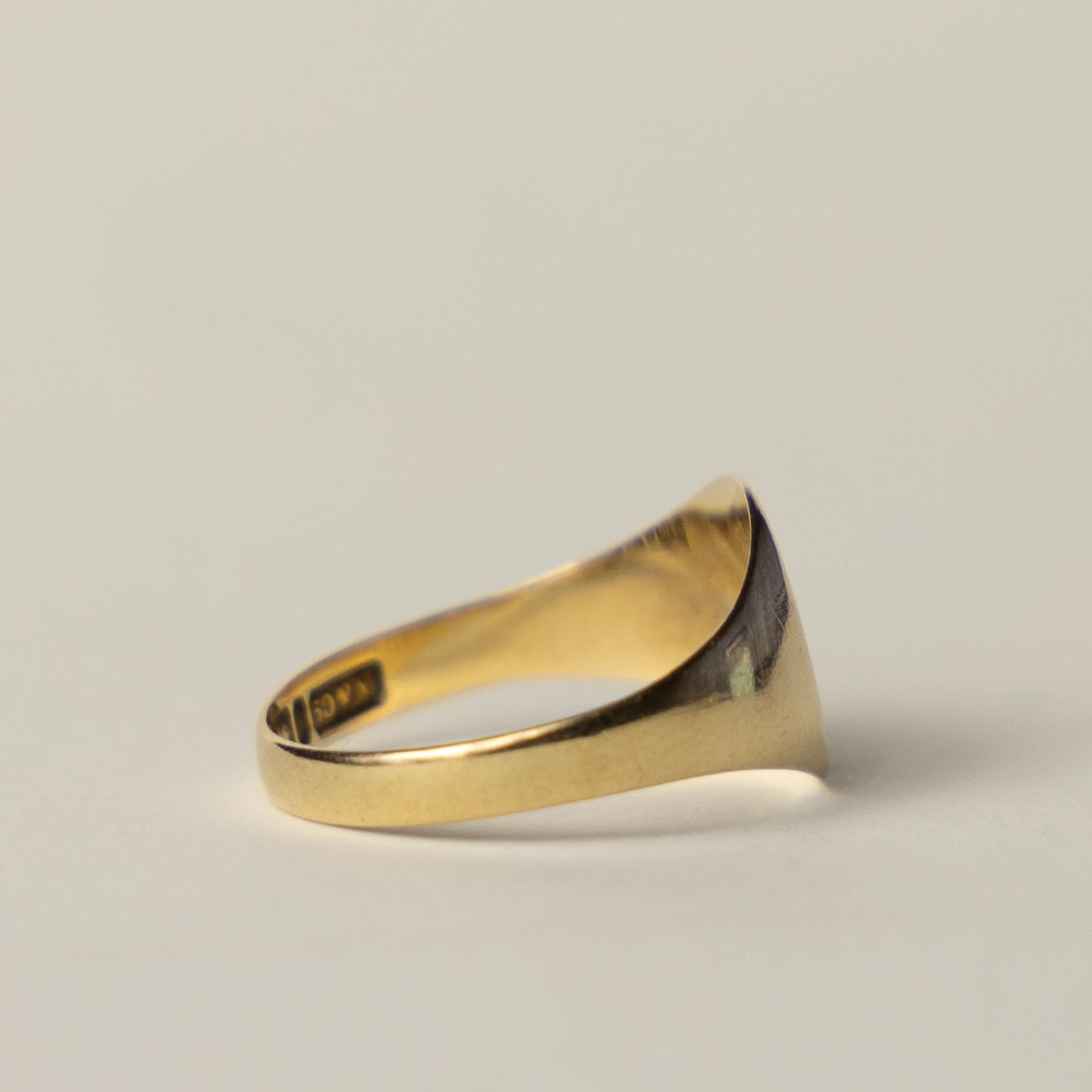 9ct signet ring