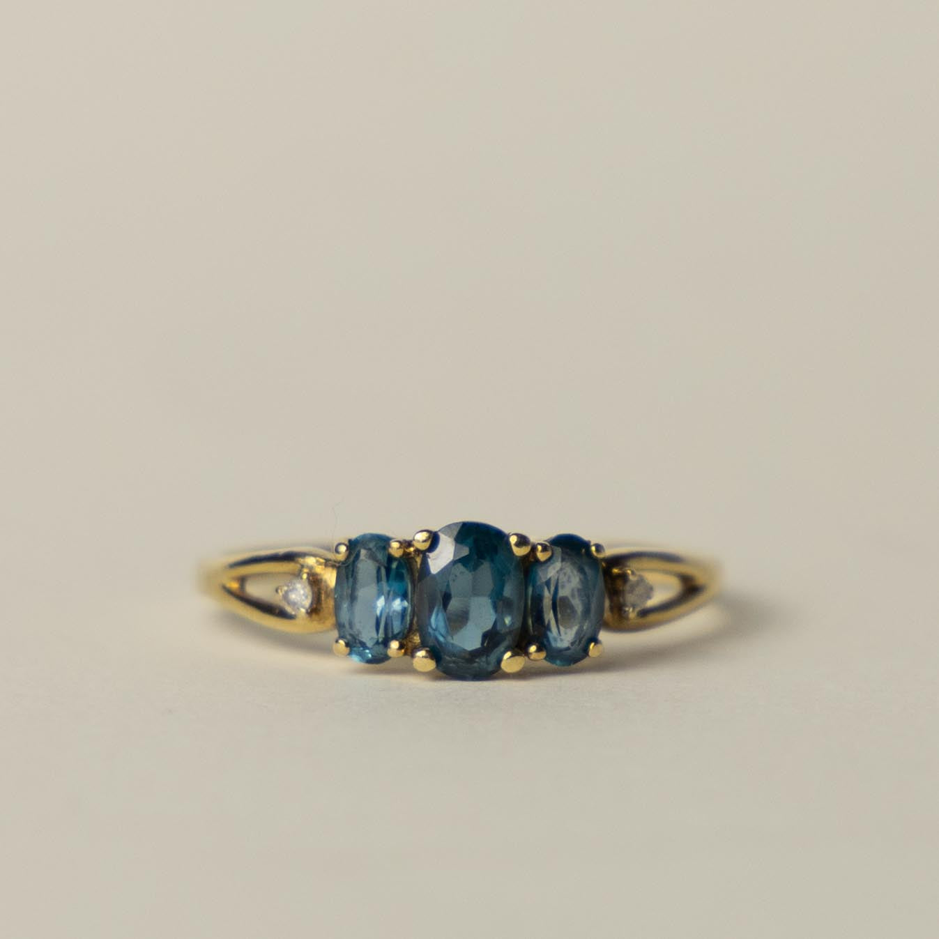 9ct blue topaz & diamond trilogy