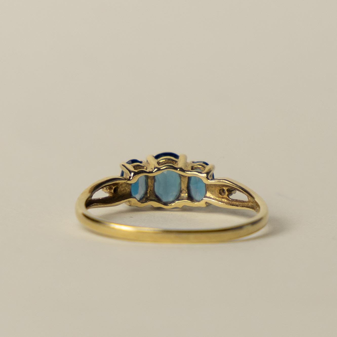 9ct blue topaz & diamond trilogy