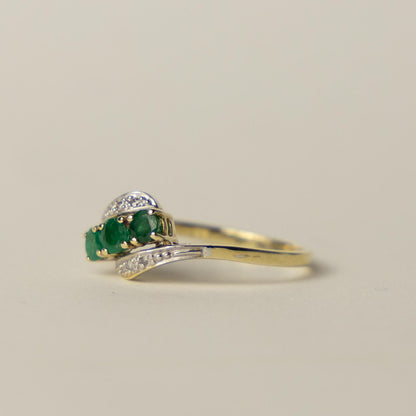 9ct diamond emerald ring