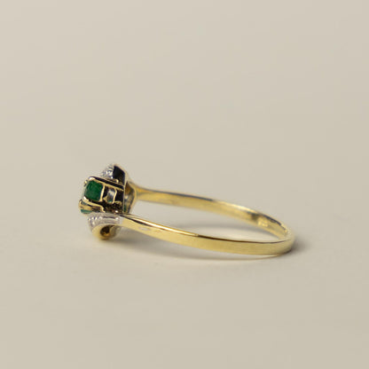 9ct diamond emerald ring