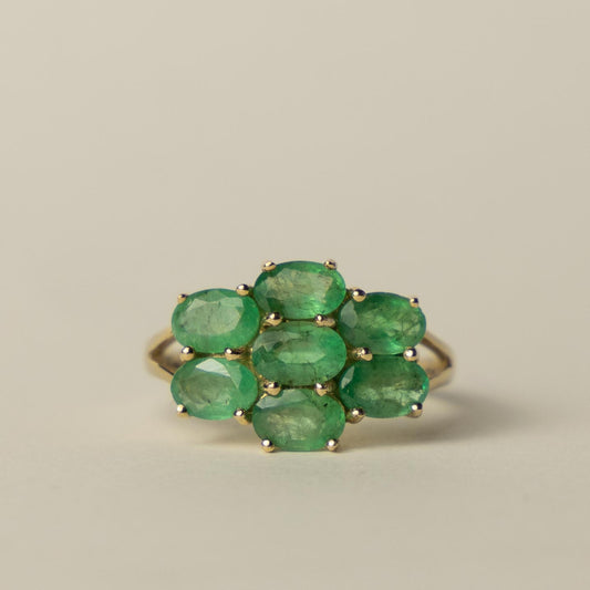 9ct emerald cluster ring