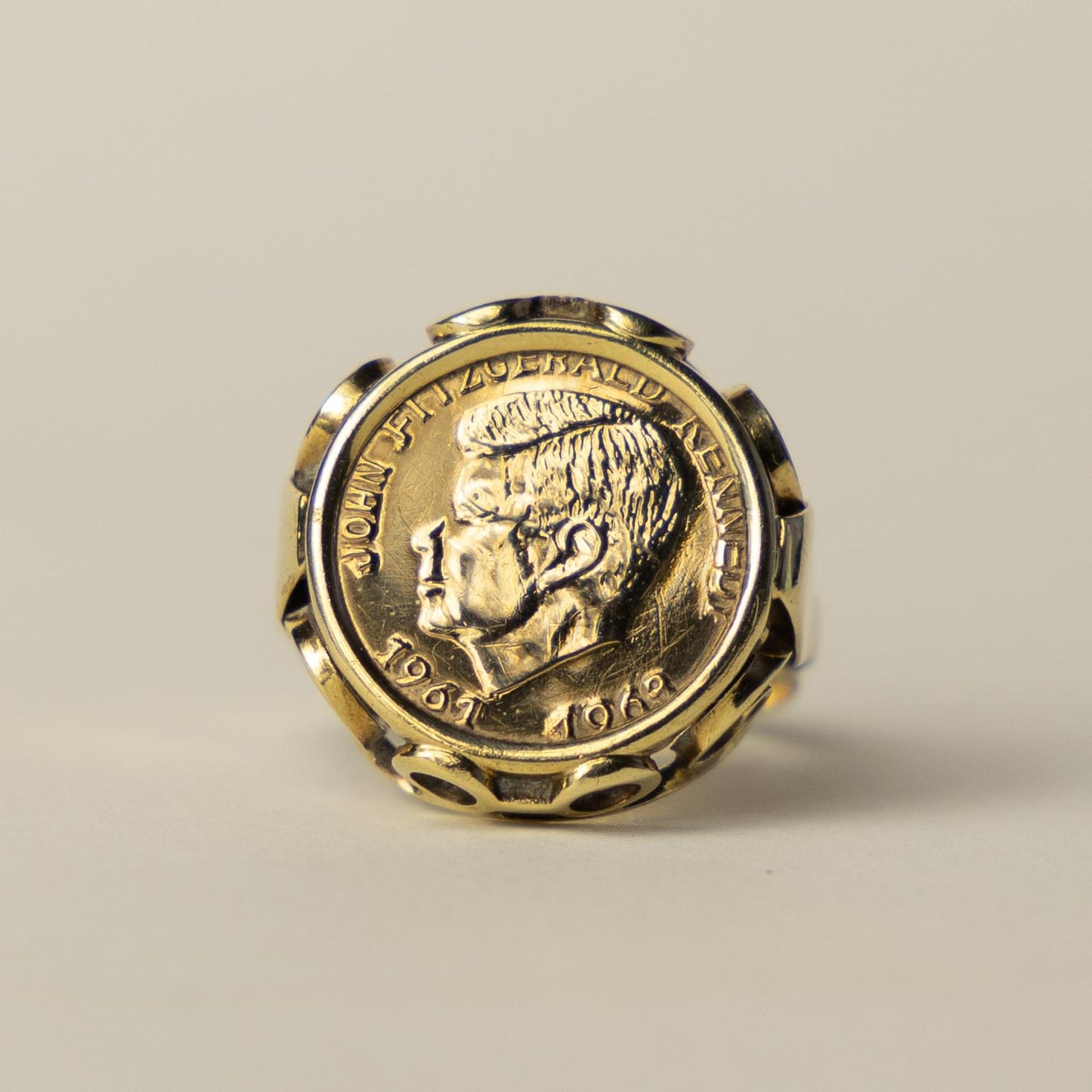 8ct lucky coin ring