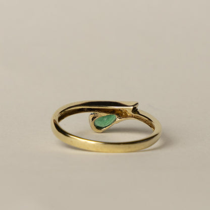 9ct emerald drop