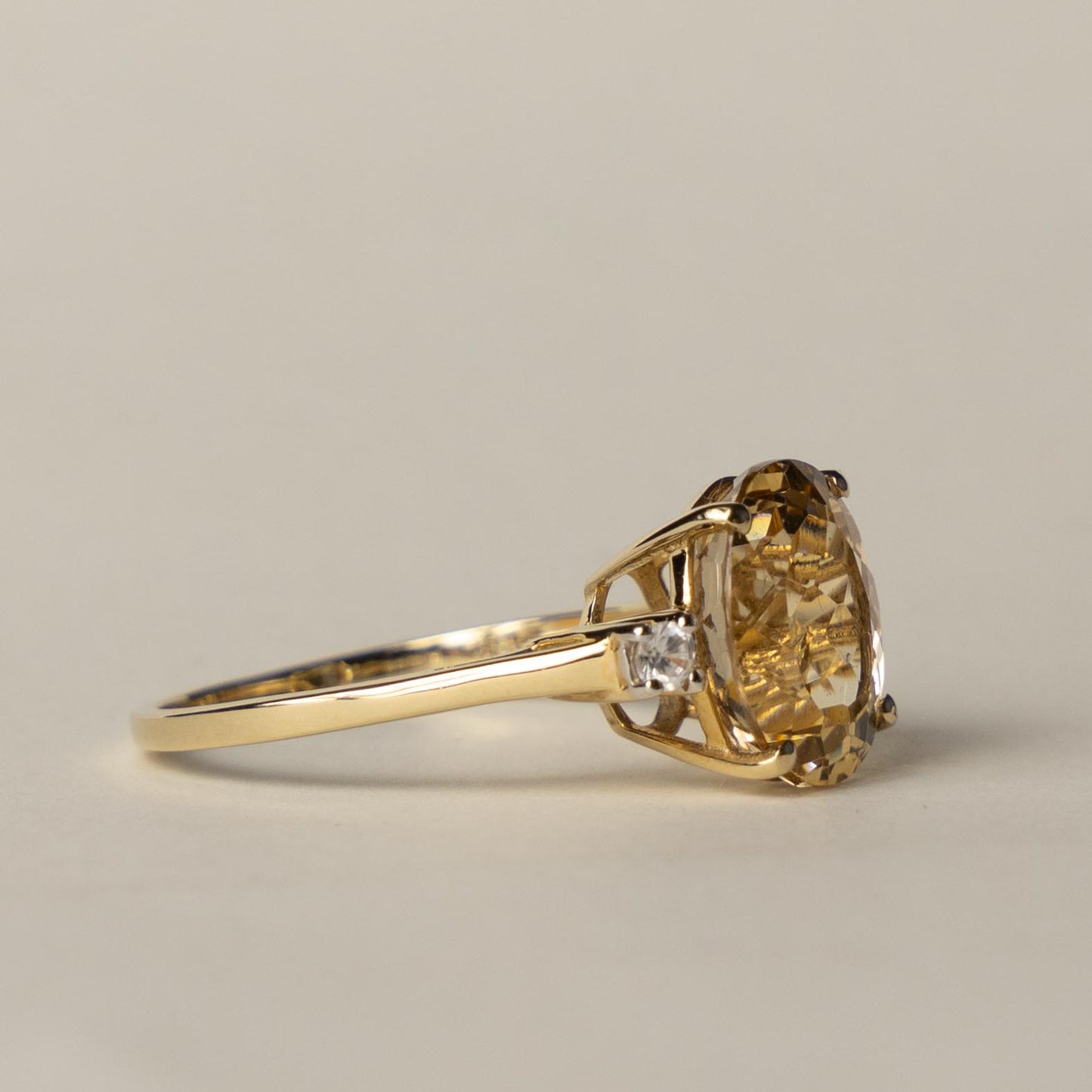 10ct citrine topaz solitaire