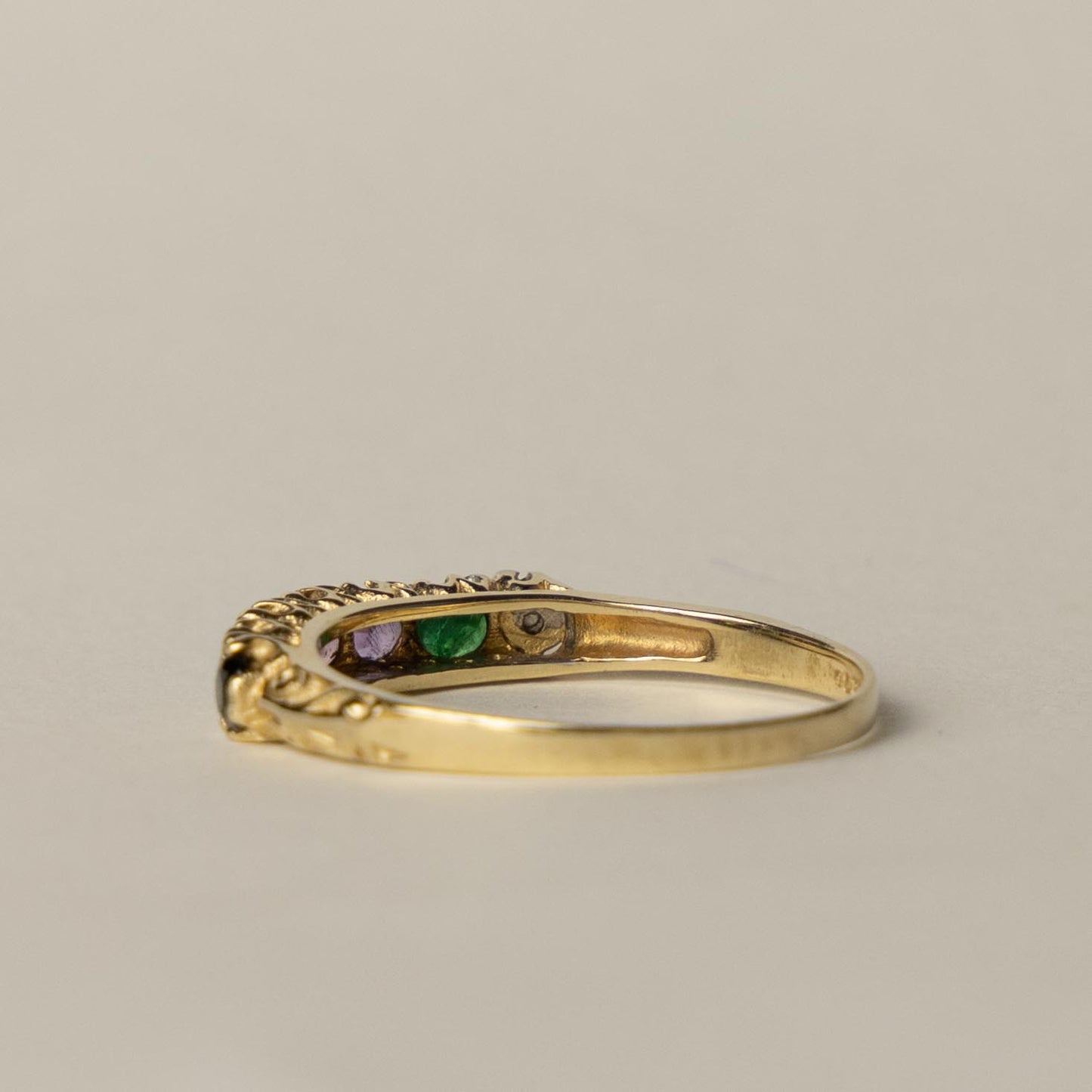 9ct DEAREST engraved band