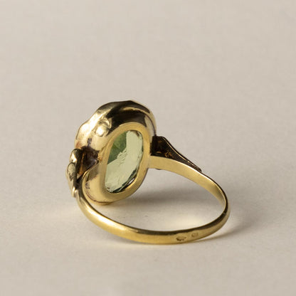 14ct spinel ring