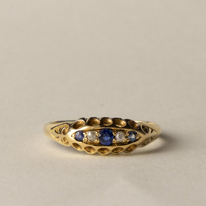 18ct antique gypsy ring