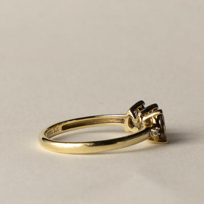 9ct color change garnet & diamond