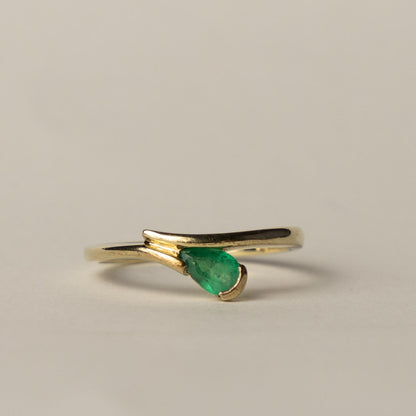 9ct emerald drop