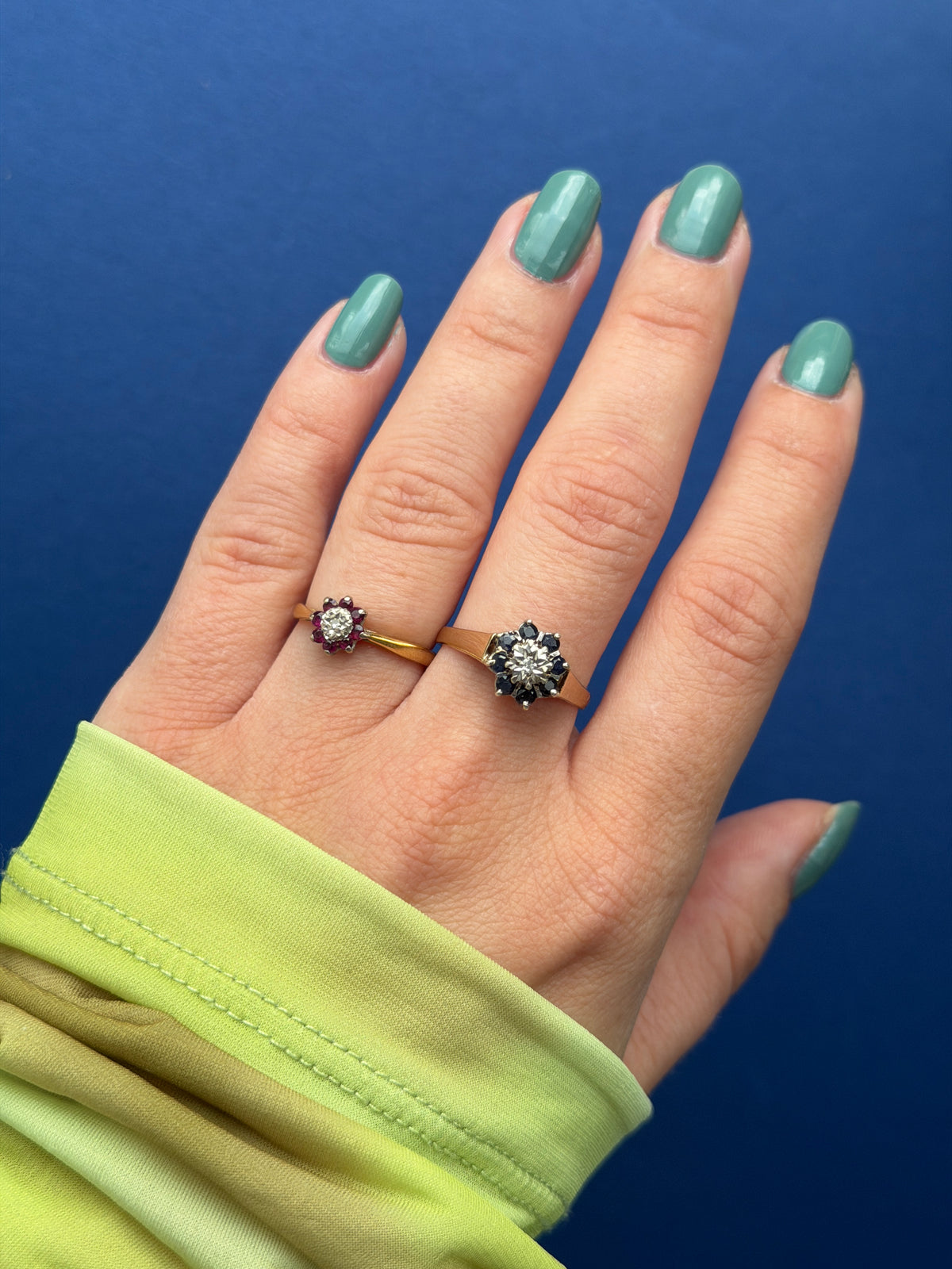9ct sapphire & diamond flower cluster