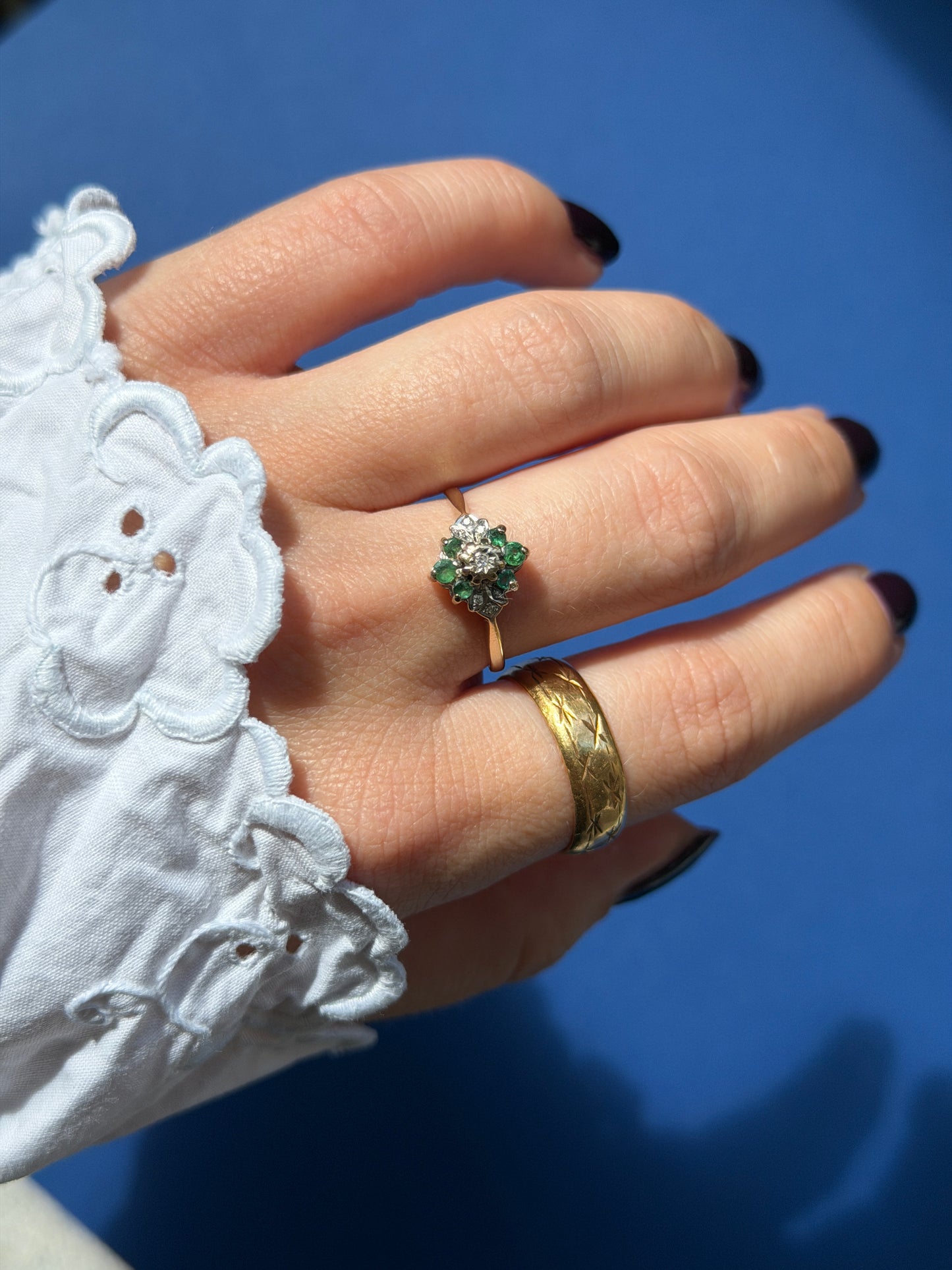 vintage 18ct gold patterned band ring