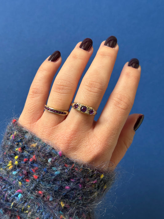 9ct amethyst channel set