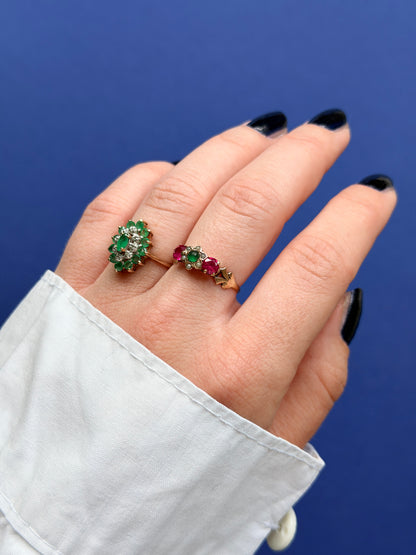 9ct emerald & diamond cluster