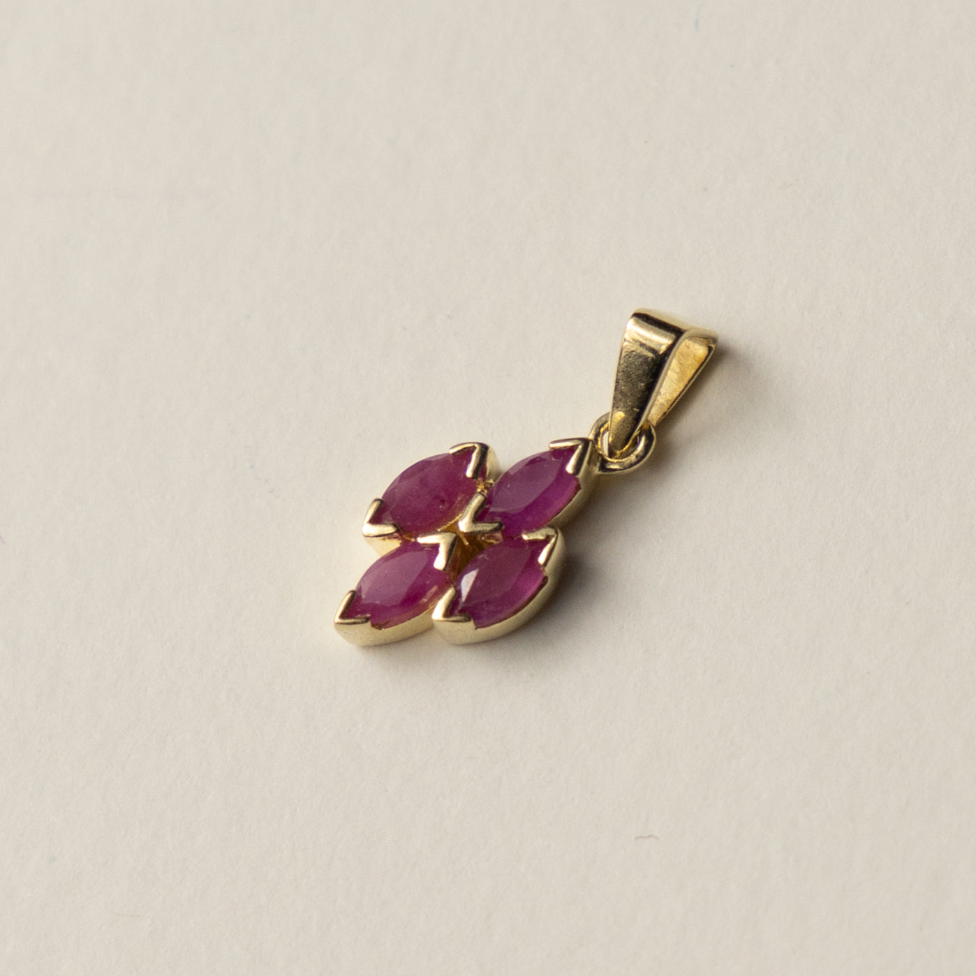 9ct ruby pendant