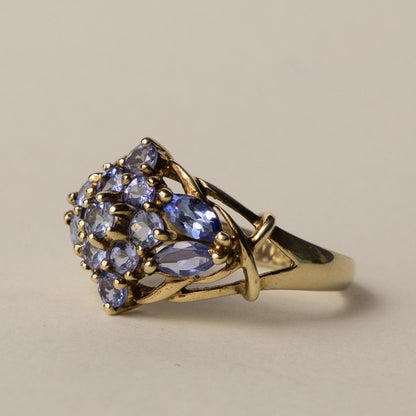 9ct tanzanite cluster ring