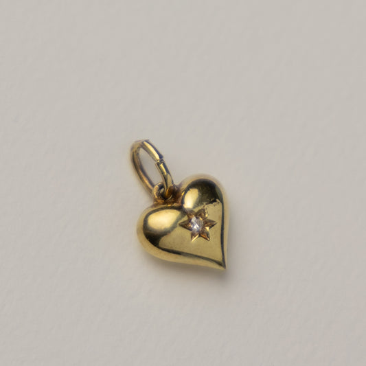 14 carat gold diamond love heart pendant