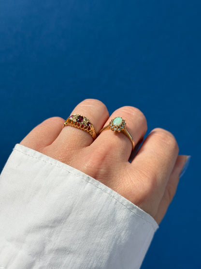 antique 18ct Edwardian garnet boat ring
