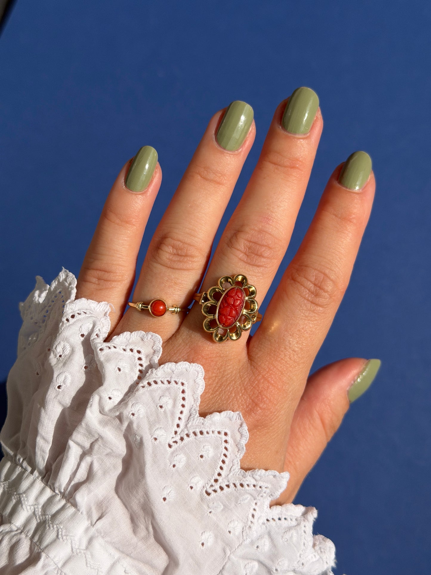 14ct coral band ring