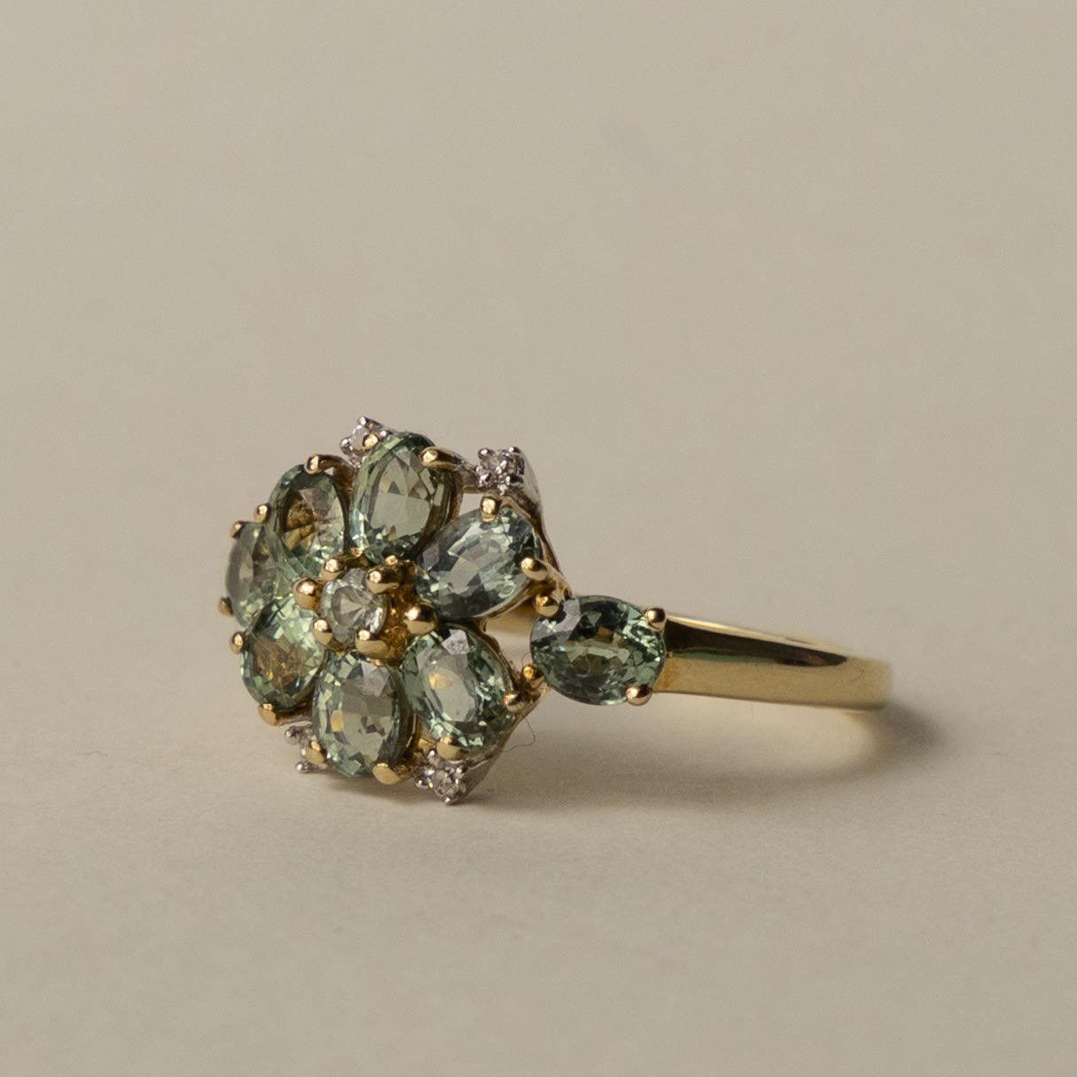 9ct floral sapphire & diamond